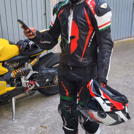 Tuta divisibile 2 pezzi ARES TRICOLORE Sparta pelle bovina racing su misura Besparta abbigliamento moto - Personalizzato BeSparta Verona